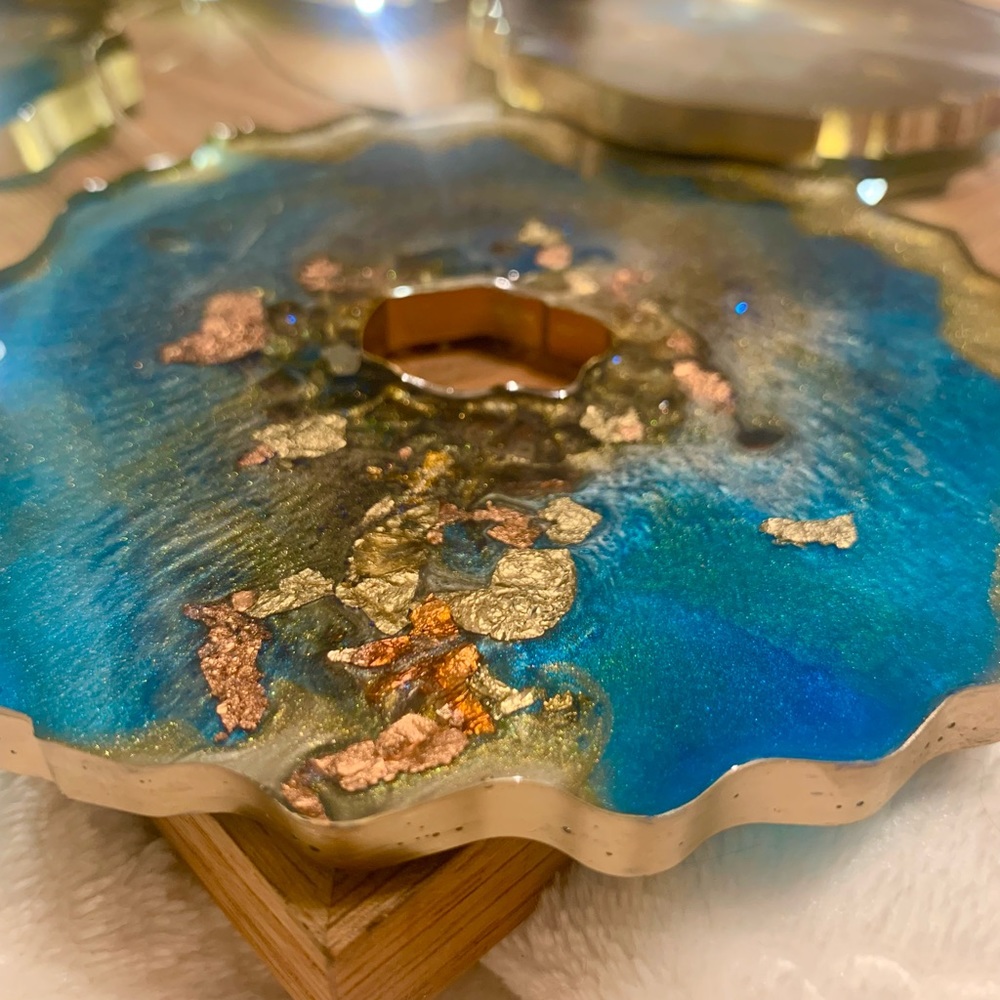 Set of 6 handmade geode resin coasters - Picture 4 of 4